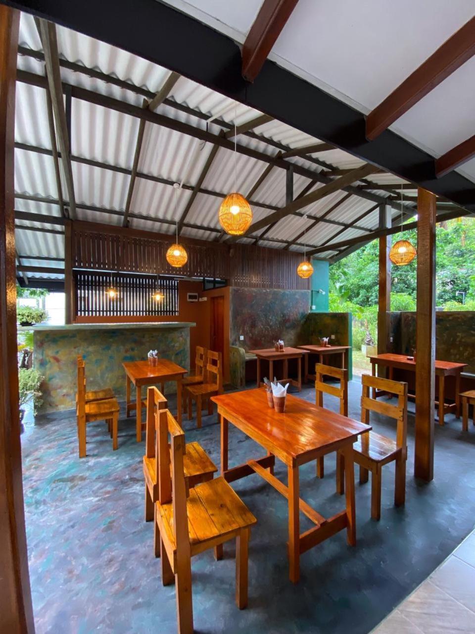 Surf Nest Hiriketiya Hotel Dikwella Exterior foto